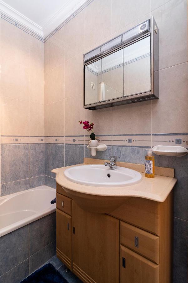 Gonzalo'S Guest Apartments - Nazare 1Br Sea View Ngoại thất bức ảnh